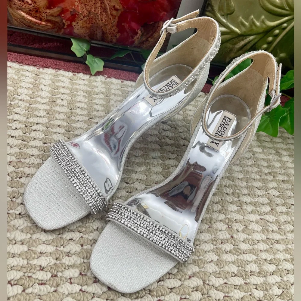 Badgley Mischka Collection‎ Urina Heeled Sandal in 10